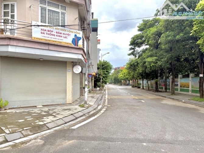 Bán mảnh đất Thượng Thanh, Long Biên: 45m2, hơn 5 tỷ, ngõ ô tô thông, lô góc 2 thoáng