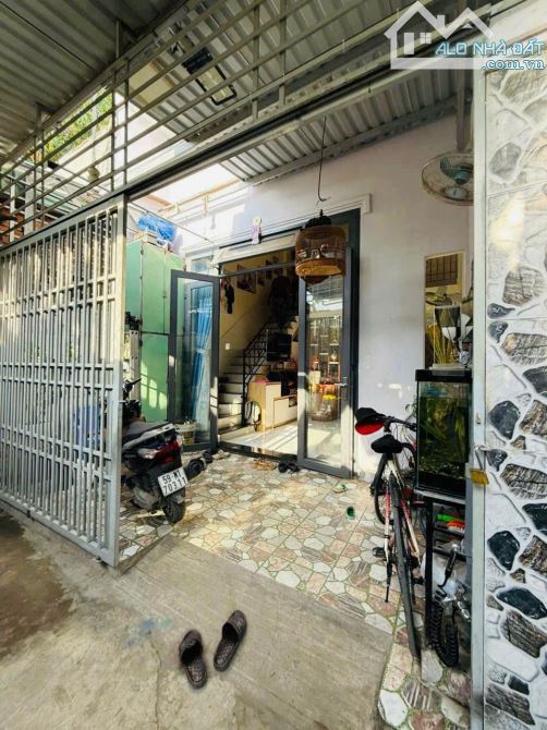 Bán nhà 1 Trệt 1 lửng Sổ riêng thổ cư 54m2 (P. Tân Vạn) chỉ 1,490 tỉ