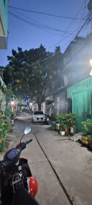 /-flag  bán nhà, gần đường hương lộ 2, bệnh viện tân bình.nhà mới 100%, đẹp xịn sò,, dân t