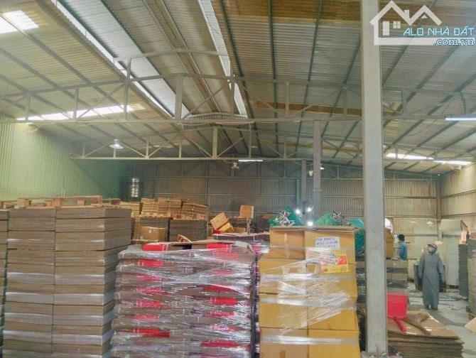 Cho thuê xưởng kho 500m2. Xe container. Xuân Thới Đông. Hocmon