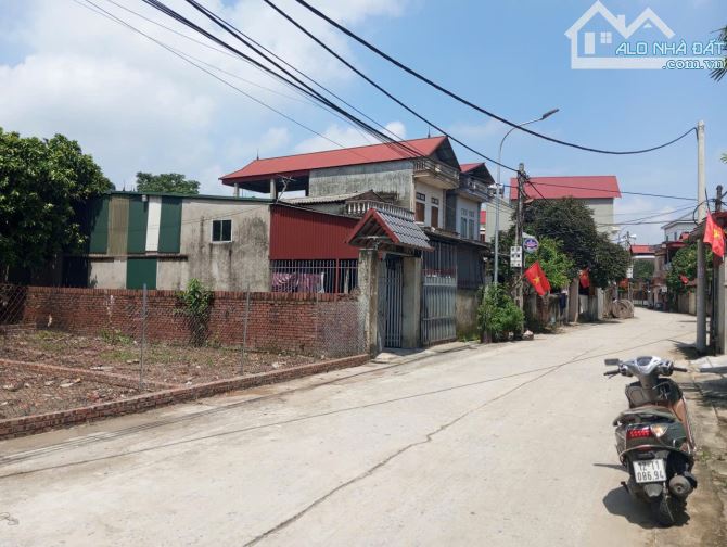 BÁN ĐẤT THUẬN THÀNH, BẮC NINH. 75M2 * MT 5,4M * 2,75 TỶ. Ô TÔ TRÁNH, KINH DOANH