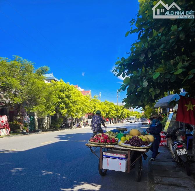 Bán lô đất cực đẹp mặt đường Nguyễn Lương Bằng, Kiến An, Hải Phòng
