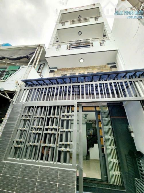 Trường Chinh, Tân Bình, Hẻm 3m, 2 Tầng 28m2 , Giá Chỉ 4,4 Tỷ TL