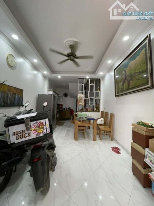NHÀ 5 TẦNG – VĂN TRÌ MINH KHAI –  NỞ HẬU – 34M² –  GIÁ 6.38 TỶ