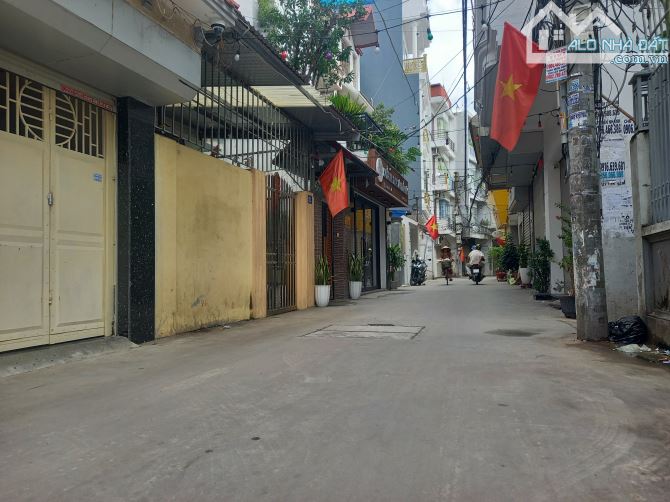 Bán 79m2 đất ngang 5m2 ,2oto tránh nhau ,ngõ thông, kinh doanh tốt, Thiên Lôi Chợ Đôn