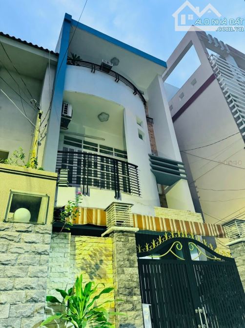 ✨ BÁN NHÀ PHÚ NHUẬN – HẺM XE HƠI – 70M² – 3 TẦNG – 4PN – CHỈ 8 TỶ98! ✨