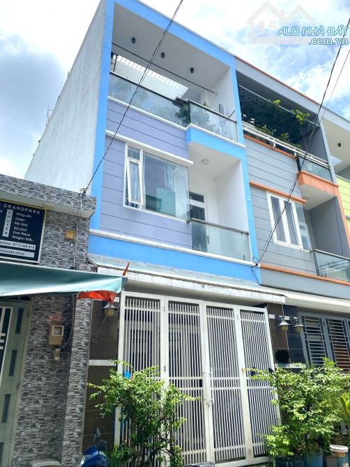 BÁN NHÀ HẺM 6M ĐƯỜNG 21- NGUYỄN XIỂN, 4,3X12M, 3 TẦNG, 5,2 TỶ