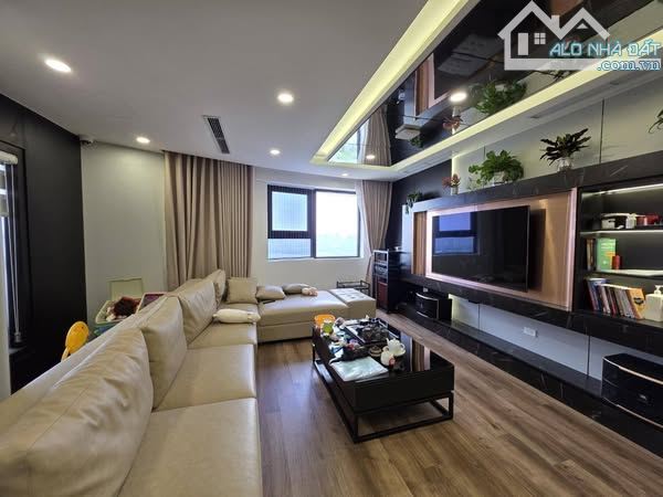 BÁN CĂN HỘ GOLDEN HEART NGUYỄN XIỂN, TT KẾT NỐI, 165M2, 12.2 TỶ