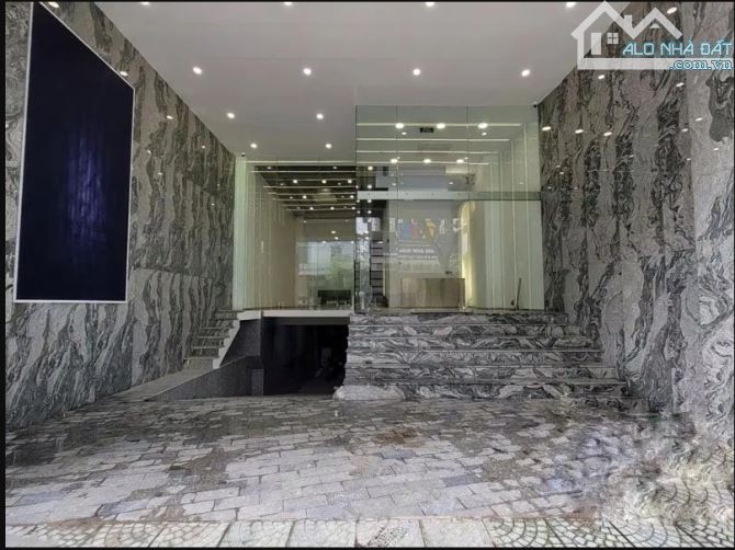 TOÀ NHÀ VP 1,700 M2- MT NAM KỲ KHỞI NGHĨA( NGAY DINH ĐỘC LẬP)- DT: 8,5X40- 7 TẦNG- 260 TỶ