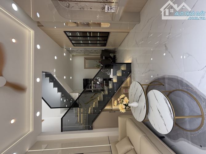 🏡 NHÀ ĐẸP 2 TẦNG, 3PN (1PN TRỆT) HẺM QUANG TRUNG, P10,GÒ VẤP, GIÁ 4.8 TỶ TL.