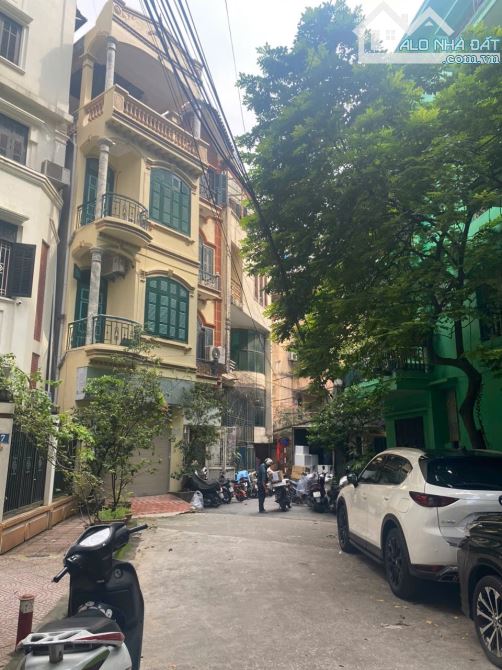 BÁN NHÀ HOÀNG CẦU – 2 MẶT NGÕ Ô TÔ TRÁNH – KINH DOANH – Ô CHỜ THANG MÁY
