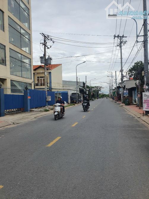 Bán Đất Mặt Tiền Ngang 8m Nguyễn Thị Tuôi - Thới Hòa 8 x 27m Giá 10 Tỷ