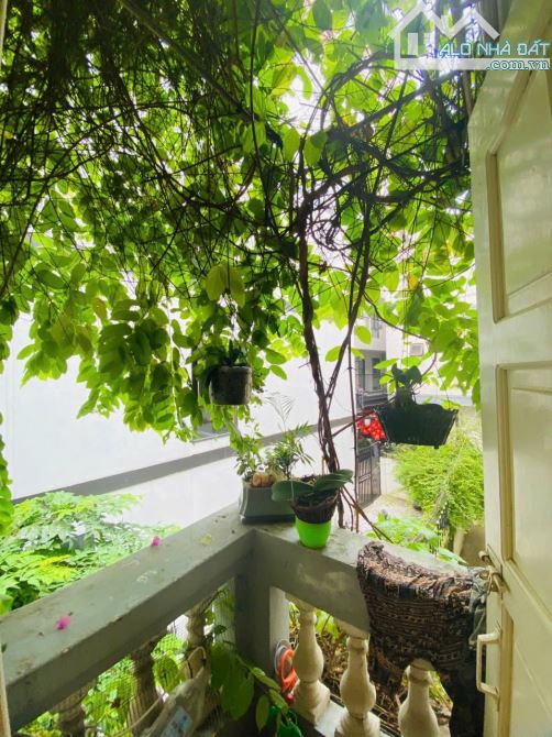 Nhà đẹp, mới, full nội thất,Cổ Nhuế, 48m 4 tầng, Chỉ 8,5 tỷ