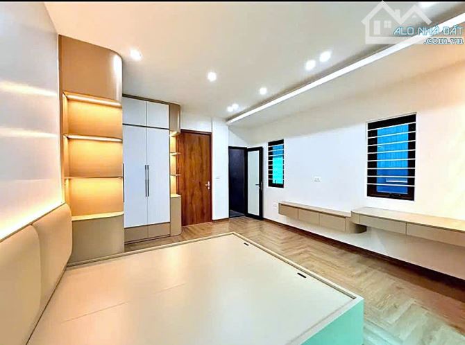 🌟 SIÊU PHẨM HOA LÂM LONG BIÊN, 6 TẦNG, MT 4.8M, TỌA ĐỘ SIÊU VIP, KINH DOANH,GIÁ 6.X TỶ