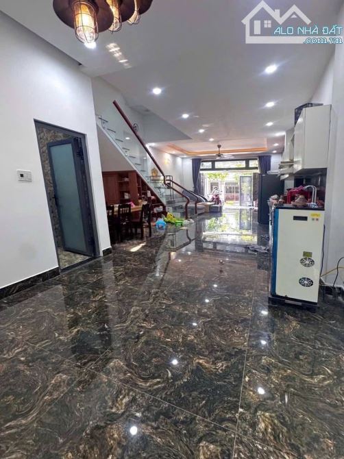 💲Bán Nhà 3 Tầng Full Nội Thất Mặt Tiền Chơn Tâm 5 Liên Chiểu Đà Nẵng Diện tích đất:117m2