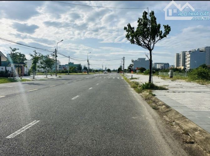 Cần bán nhanh lô đất đường minh mạng sát biển sơn thuỷ ngũ hành sơn đà nẵng