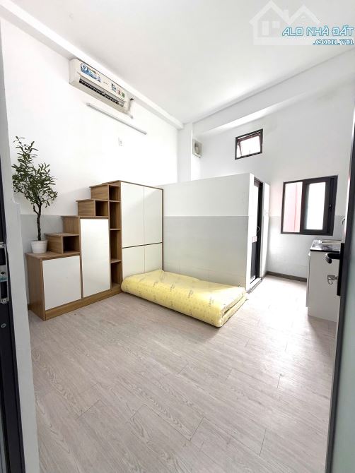 🌟 Cho thuê căn hộ Duplex cửa sổ thoáng tại trung tâm Q4 🌟