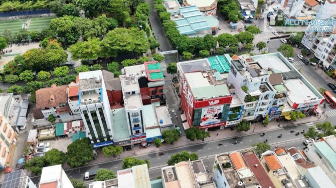 Nền đẹp góc 2 MT ngay Tạ Hiện, P. Thạnh Mỹ Lợi, (10 X 20m) - 200m2 GPXD Hầm 7 tầng 43 TỶ