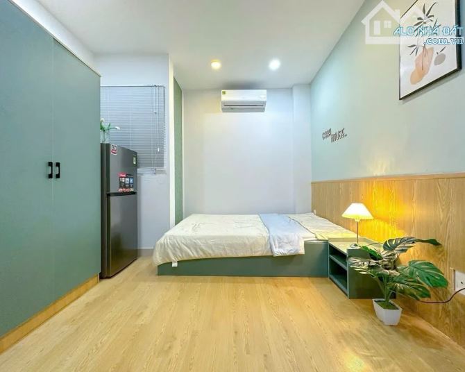Bán Nhà Hẻm Xe Hơi Lê Văn Sỹ, Q.3: 6 Tầng, 9 Phòng, Đang Có Dòng Tiền, Chỉ 12.9 Tỷ!