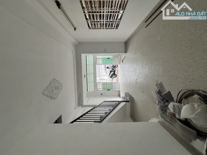 🏡 NHÀ HXH NGANG KHỦNG 2 TẦNG 4. TỶ ĐƯỜNG CẦY XÂY KẾ LÊ VĂN VIỆT Q9