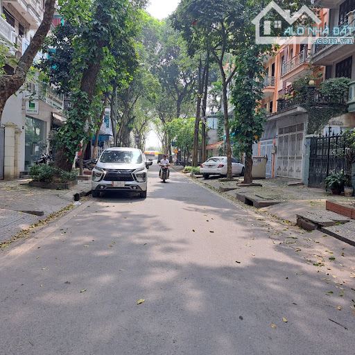 Bán siêu phẩm mặt ngõ đường Nghĩa Đô quận Cầu Giấy - Sổ 76m2 - nhà Phân Lô - oto tránh.