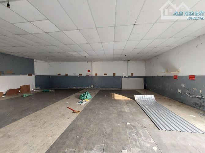 CHO THUÊ NHÀ KHO 500M2 TẠI HOÀ AN, CẨM LỆ, MỚI XÂY, GIÁ TỐT CHỈ 25 TRIỆU