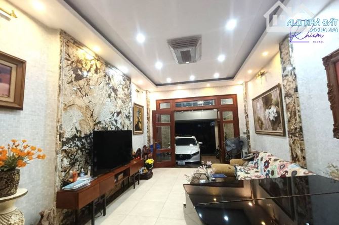 Bán nhà phân lô quân đội Lê Trọng Tấn, 100m², 4T, MT 4.6m, gara ô tô, sân rộng