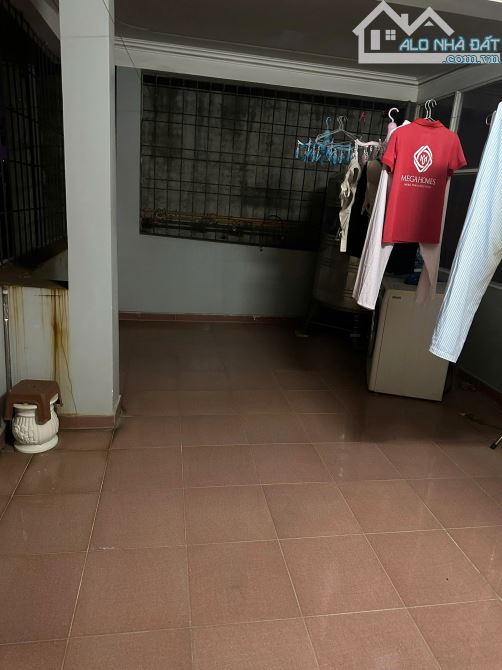 🏘 Siêu hiếm nhà 4 tầng Hùng Duệ Vương, oto đỗ cửa Giá chỉ 2,9 tỷ   	•