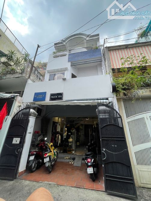 bán nhà HXH đường Trần Quang Diệu,p14 ,Quận 3 .DT:4.8x18m .CN :85m2 .3 tầng .Gía :14.8 tỷ