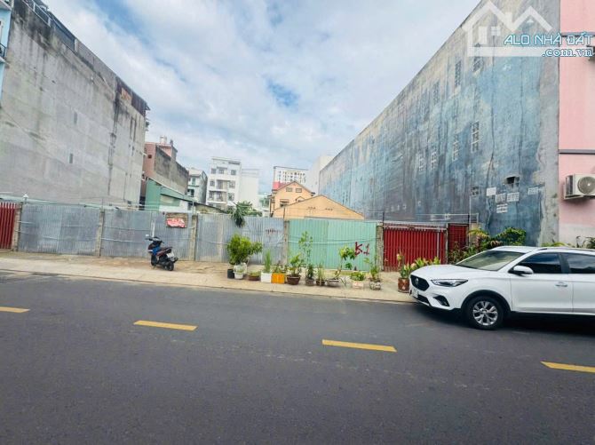Bán khuôn đất cực rẻ 320m2 Ung Văn Khiêm, Bình Thạnh chỉ 27 tỷ