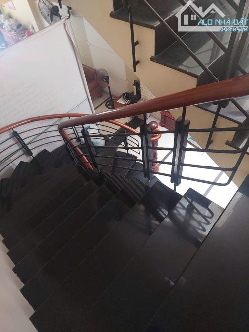 🔥 NHÀ 3 TẦNG KIÊN CỐ – ĐƯỜNG 5.5M + LỀ 3M – KHU VỰC HIẾM NHÀ BÁN – DUY NHẤT 1 CĂN 🔥  📍