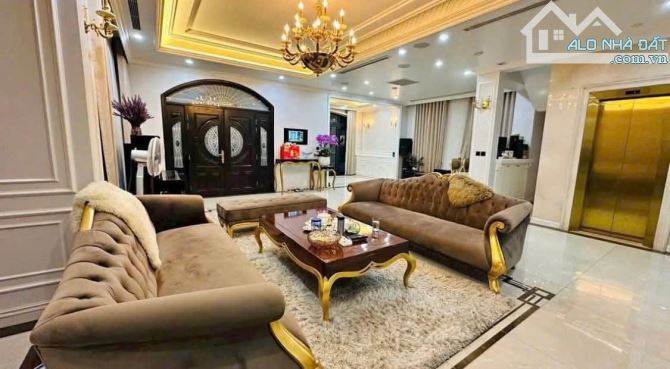 CỰC Hiếm. Nhà lô Góc khu Văn Phú, Lê Trọng Tấn view công viên 250m2 chỉ 5x tỷ.