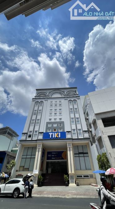 Bán nhà mặt tiền Nguyễn Hữu Cảnh, Bình Thạnh - (6,5 x 25m) - 6 Tầng - HĐT 90 tr/th - 30 Tỷ