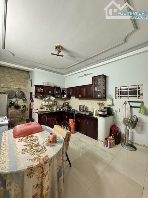 PHAN VĂN TRỊ BÌNH THẠNH 58m2 4TẦNG.HẼM Ô TÔ TRÁNH NHAU. GIÁ 10.8 tỷ KHÔNG LỘ GIỚI - 2