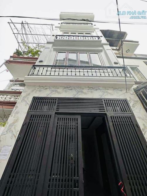 BÁN NHÀ VĨNH HƯNG, 50M, 5T, MỚI, GẦN Ô TÔ, NGÕ RỘNG, Ở SƯỚNG, GIỮ TIỀN, CHỈ 9,5 TỶ.