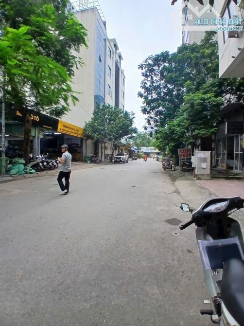 Bán gấp! Vạn Phúc, Hà Đông đất 83m2, MT 5m, ô tô tránh, vỉa hè, xây 10 tầng, KD, nhỉnh 24