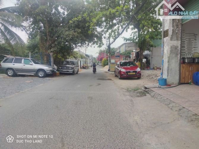 Bán nhà VP Cty mặt tiền Thạnh Lộc vị trí đẹp, 703m2, 3 tầng, ngang lớn 8m, nhỉnh 48tr/m2