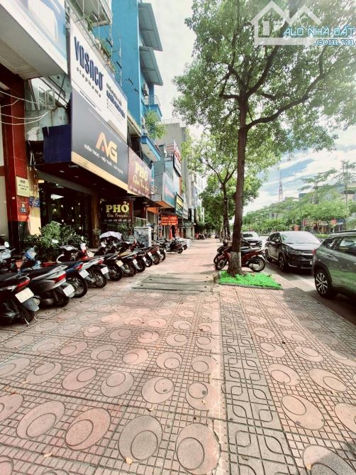 Bán đất Ngô Gia Tự, Việt Hưng 50m, 20m ra mặt phố giá hơn 7 tỷ