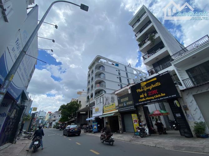 SIÊU HIẾM- Giá đầu tư 1 Hầm 7 tầng 4.6 x 45m – Công nhận: 194m², MT Nguyễn Văn Đậu- 37 tỷ