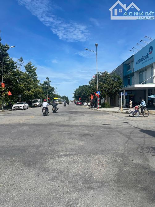 BÁN NHÀ 3 TẦNG HOÀN THIỆN MẶT TIỀN -HOÀNG QUỐC VIỆT- AN CỰU CITY - 1 LÔ DUY NHẤT GIÁ 13TỶ