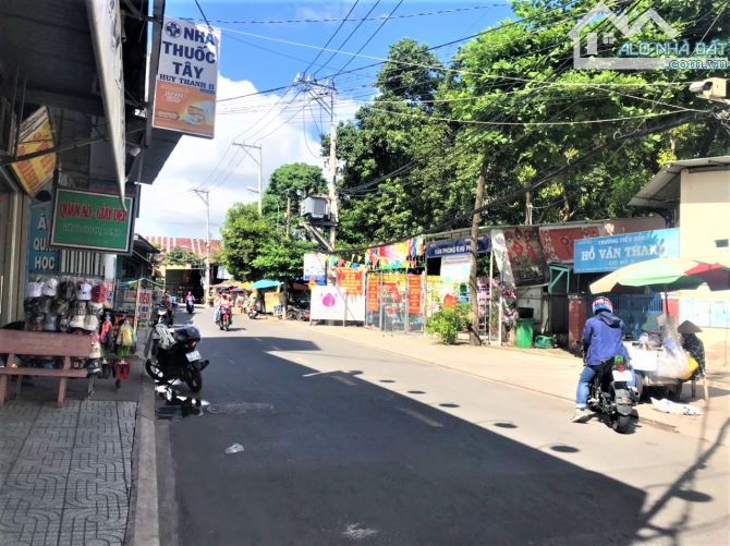 Bán lô đất 520m2 xây CHDV gần Công viên phần mềm Quang Trung, giá 25 tỷ tl