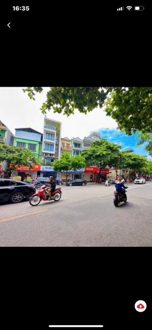 Nhà mặt phố giá trong ngõ ,3 làn ô tô tránh vỉa hè kinh doanh khủng rẻ nhất LB