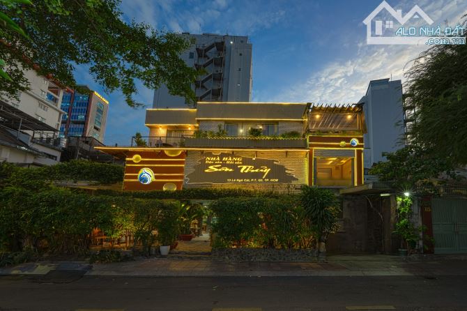 CHO THUÊ BIỆT THỰ 13 LÊ NGÔ CÁT Q3, DIỆN TÍCH: 21x25M, TRỆT 2 LẦU, GIÁ 400 TRIỆU