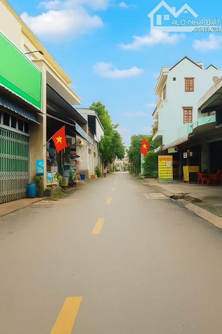Bán Đất Có Dòng Tiền 101m² Ngang Khủng 8m Có Sẵn 6 Phòng Trọ, Vị Trí Trung Tâm TNP A