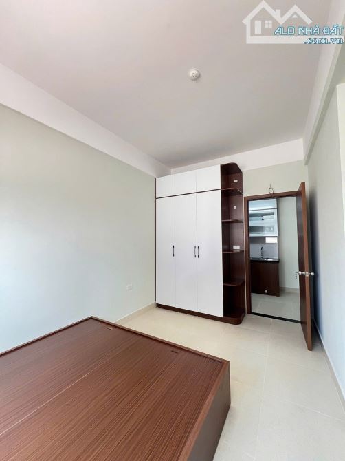 Bán chung cư Nghĩa Đô, Cầu Giấy, 2 ngủ nhà đủ nội thất cơ bản, nhỉnh 3 tỷ hiếm bán