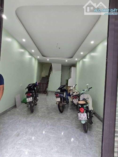 NGUYỄN TRÃI. THANH XUÂN 31M  4 TẦNG .Ô TÔ GẦN. 7.5 TỶ