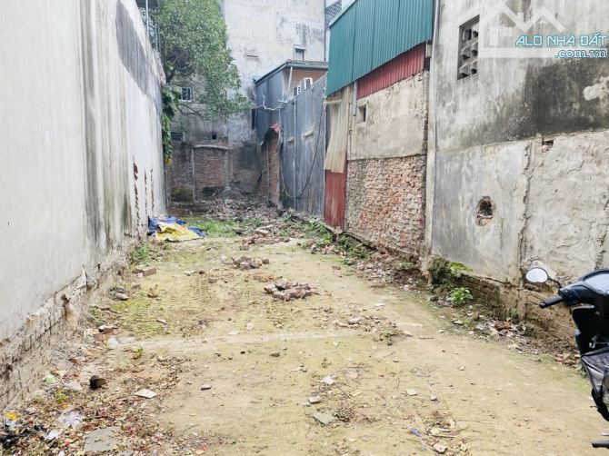 7.x Tỷ/92 M2/ 4.3 m tiền/ Ngô Gia Tự