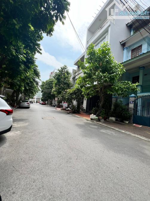 Bán lô đất đẹp vuông vắn hót hít nhất ở Ngô Gia Tự