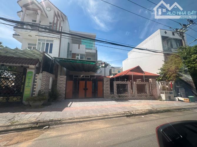 Bán lô đất mặt tiền đường Nguyễn đình chiểu.gần bệnh viện 600 giường.kinh doanh sầm uất