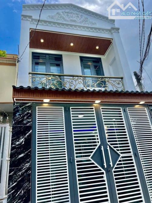 BÁN NHÀ SỔ HỒNG RIÊNG MẶT TIỀN ĐƯỜNG NHÁNH , THỊ TRẤN HÓC MÔN,HÓC MÔN